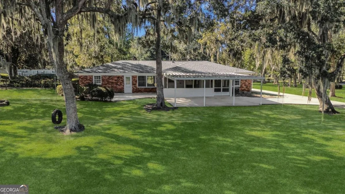 Photo of 1613 Lake Drive