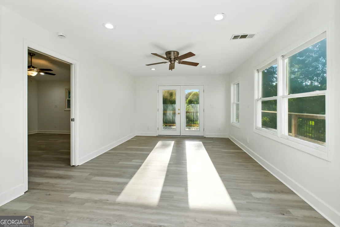 Photo of 3235 Clarks Bridge Road