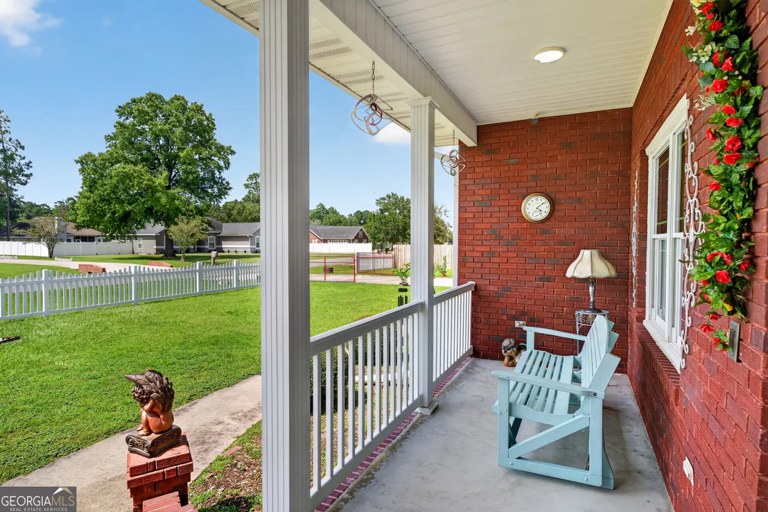 Photo of 932 Hitching Post Lane