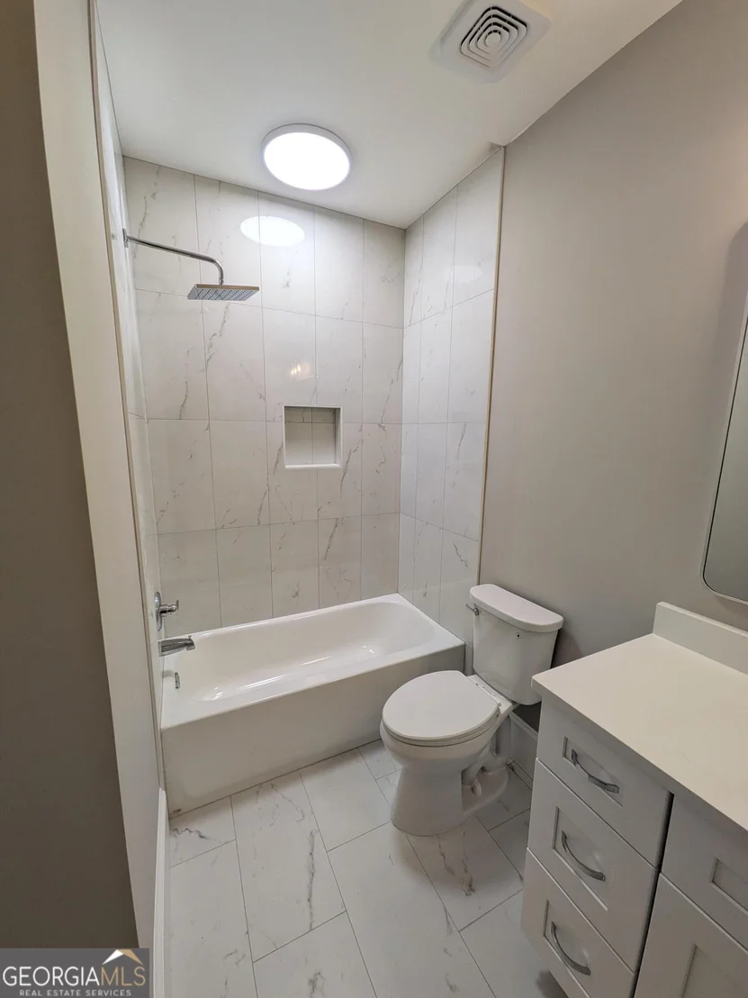 Photo of 8239 High Lake Terrace