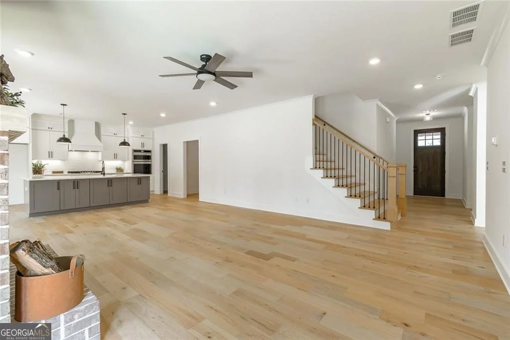 Photo of 5808 Swinging Gate Road