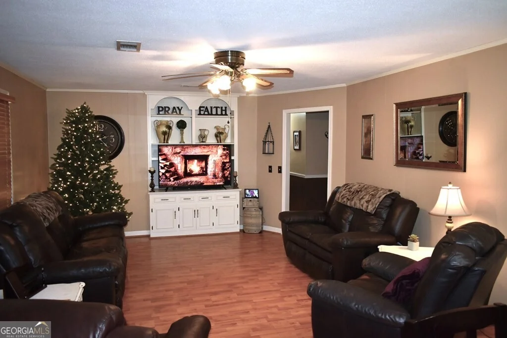 Photo of 800 Laurel Drive