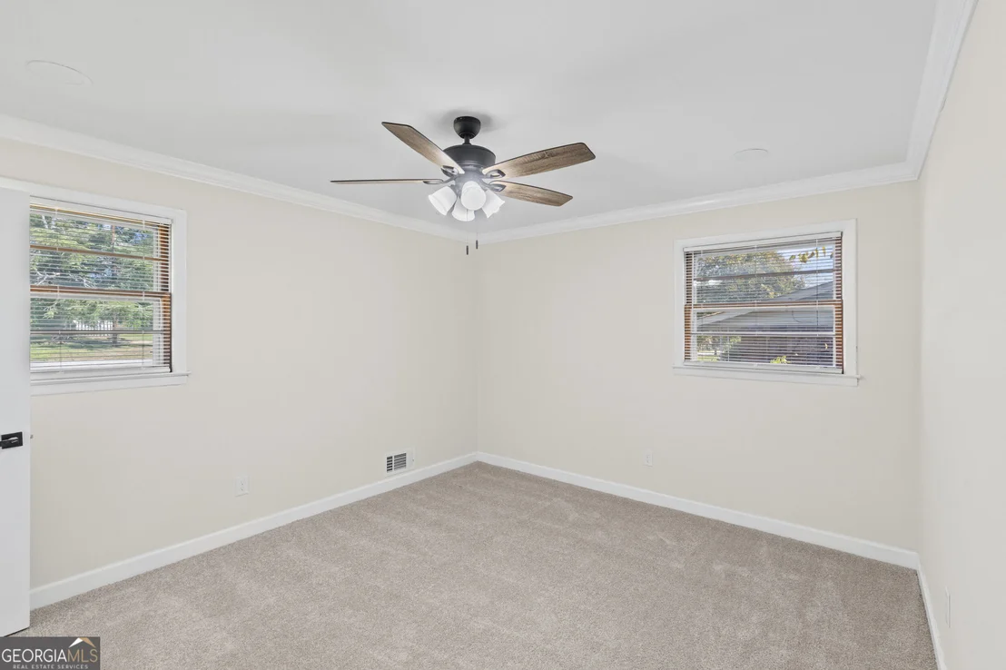 Photo of 2154 Silverdale Road