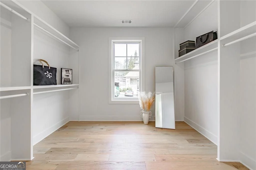 Photo of 5808 Swinging Gate Road