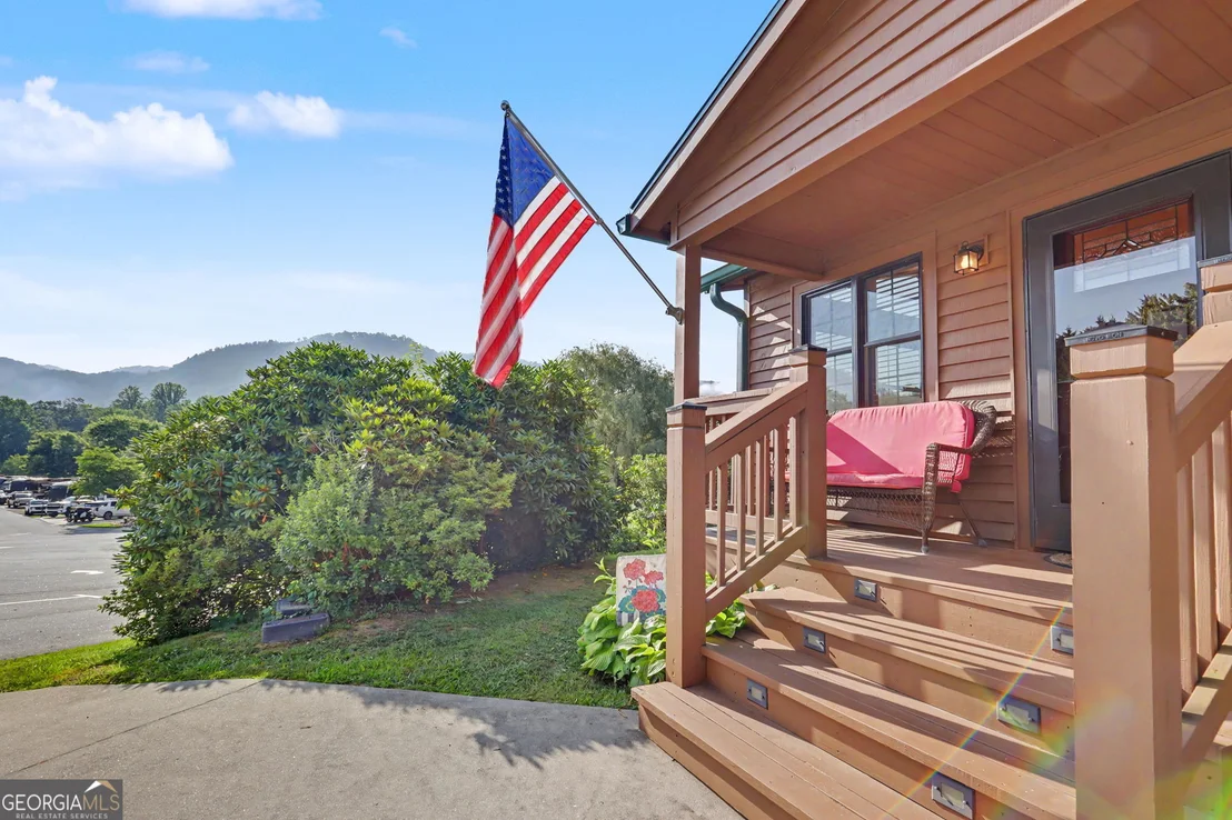 Photo of 34 River Vista Drive