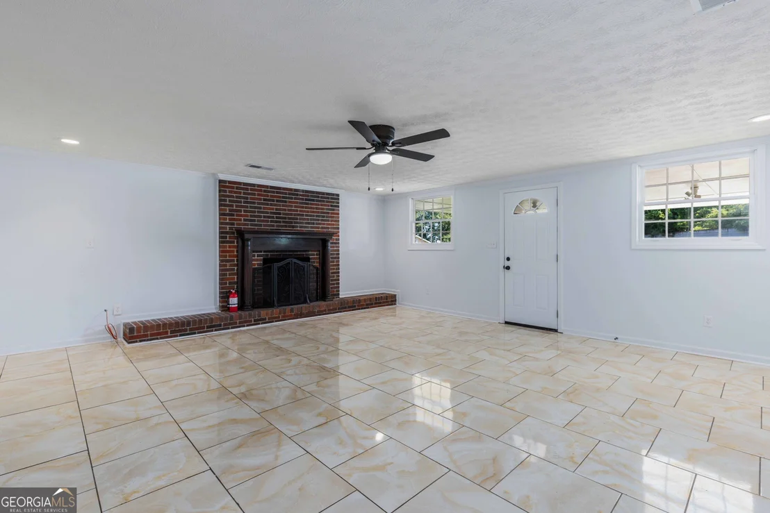 Photo of 1841 Celeste Drive