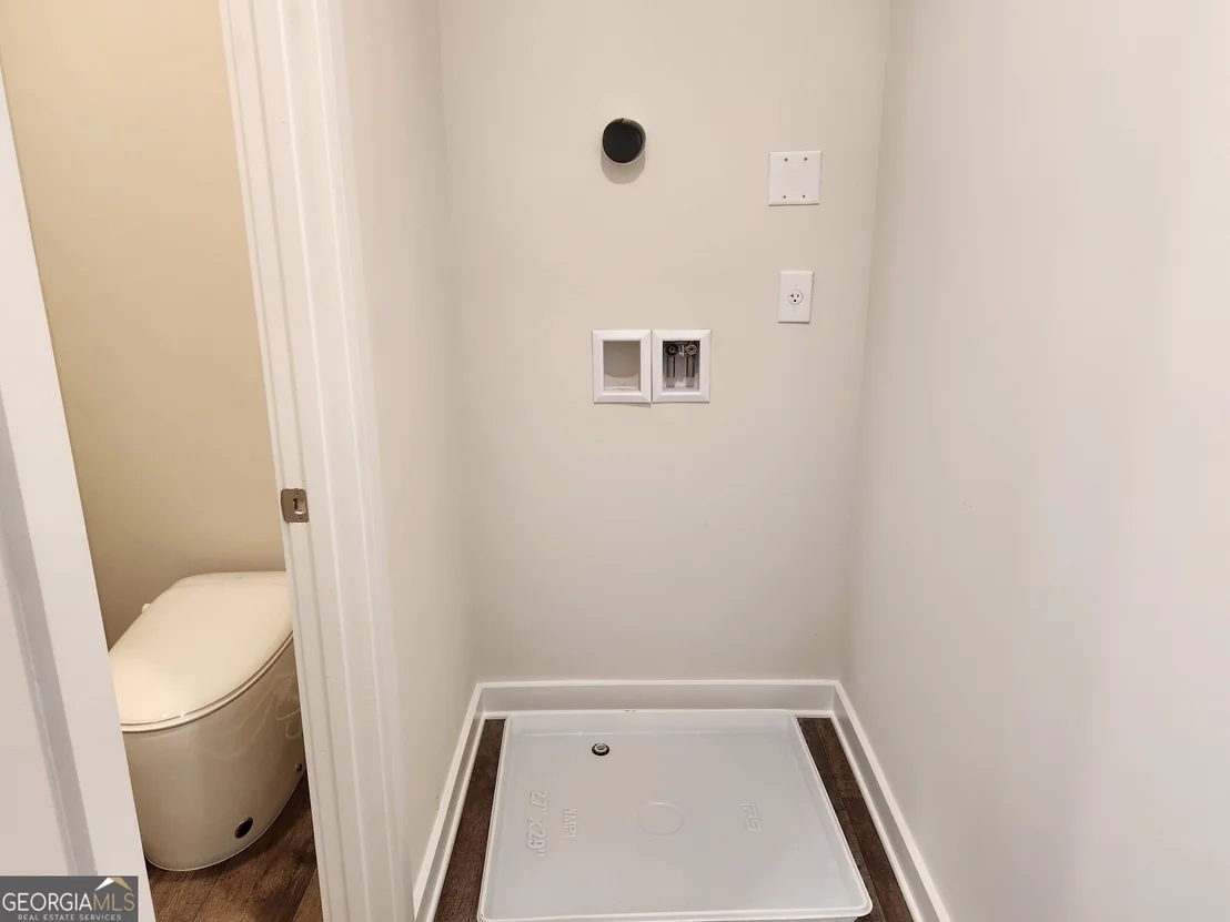 Photo of 287 Crabapple Street