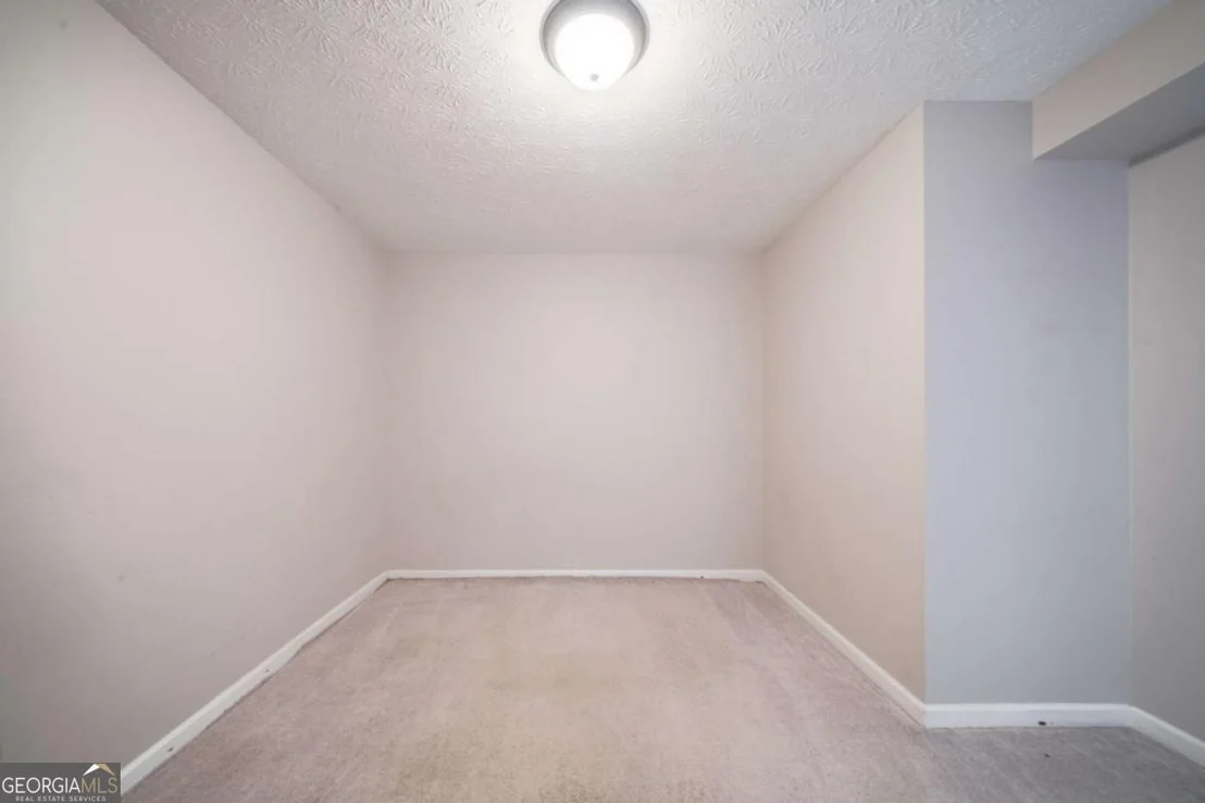 Photo of 4569 Iroquois Trail