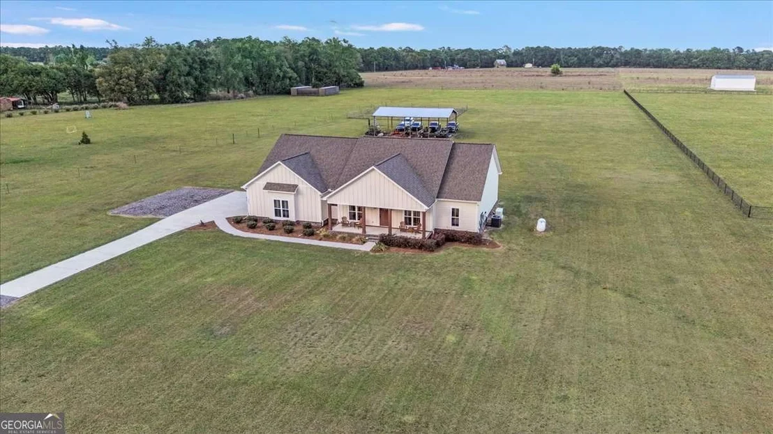 Photo of 6984 Old River Road S