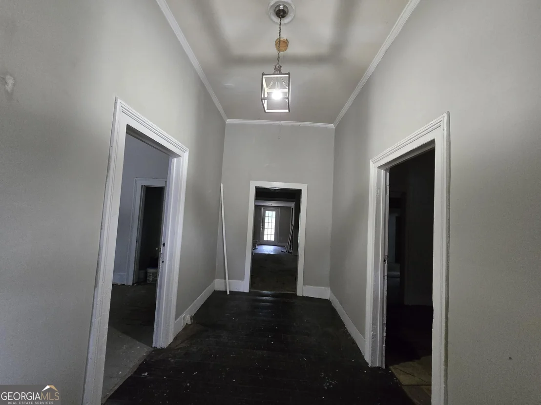 Photo of 581 Violet Avenue