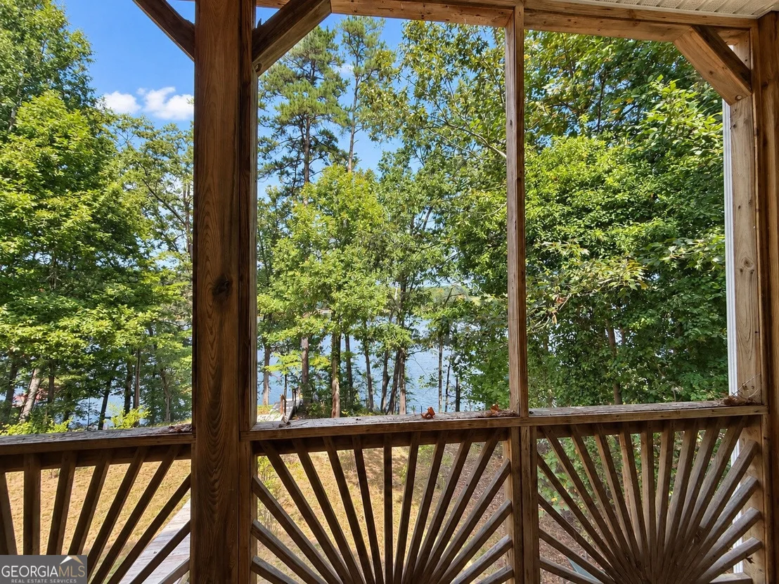 Photo of 669 Shorewood Circle