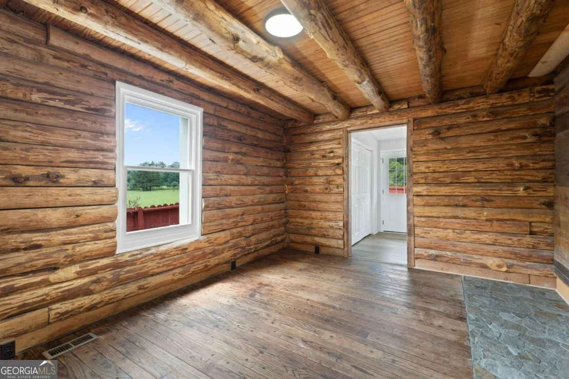 Photo of 2059 Cave Spring Road