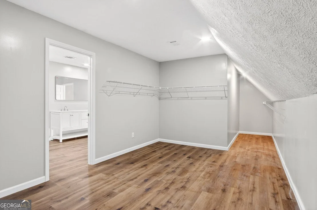 Photo of 1837 Coventry Way