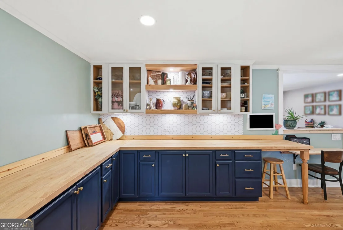 Photo of 125 Windsor Drive