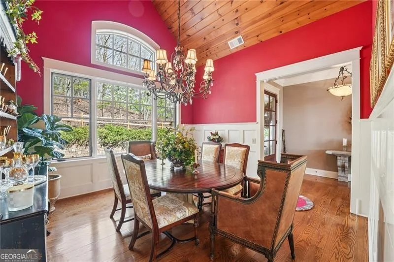 Photo of 1041 Cox Mountain Drive