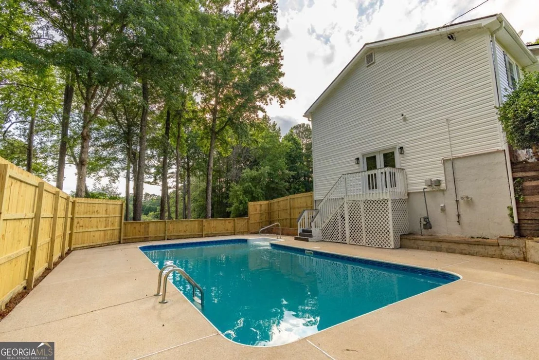 Photo of 60 Lakeside Drive