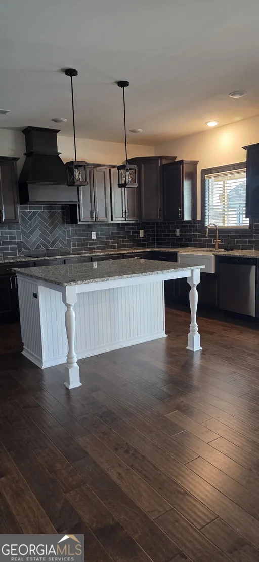Photo of 40 Hollyhock Lane