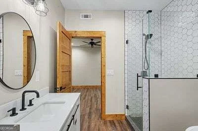 Photo of 60 Oak Forest Circle