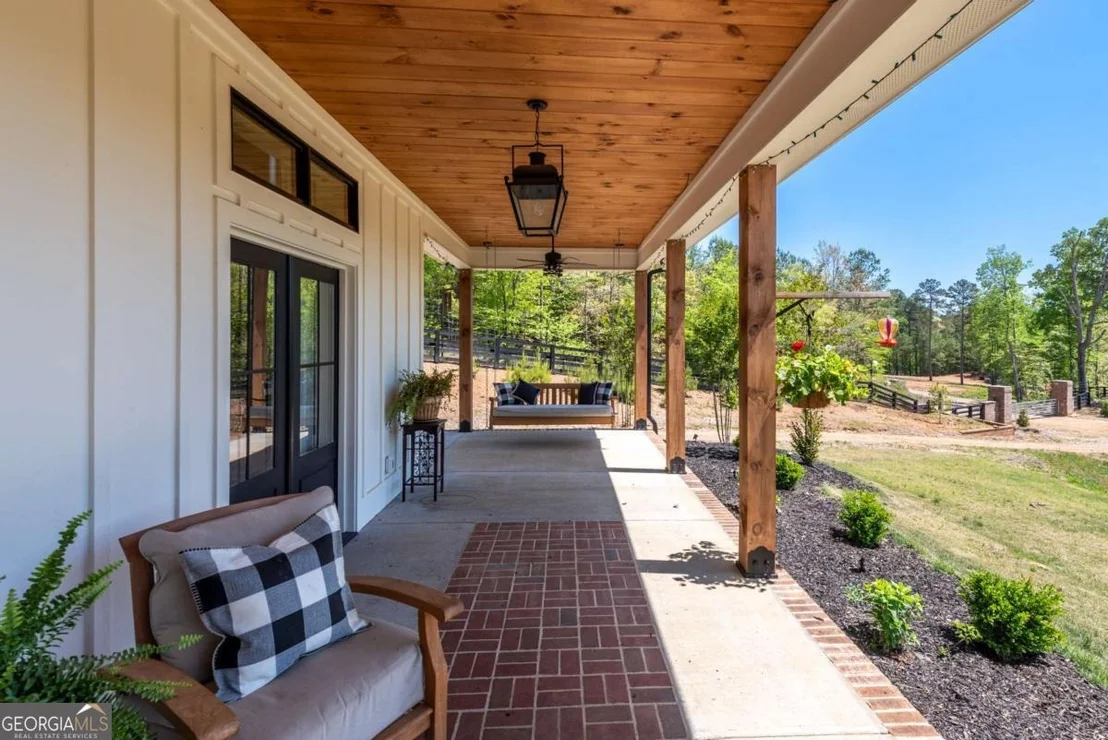 Photo of 228 Grey Squirrel Point