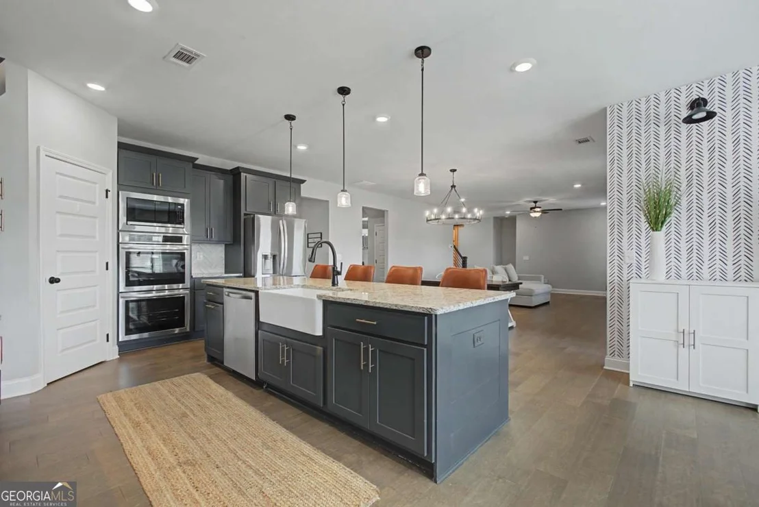 Photo of 3908 Meadowland Drive