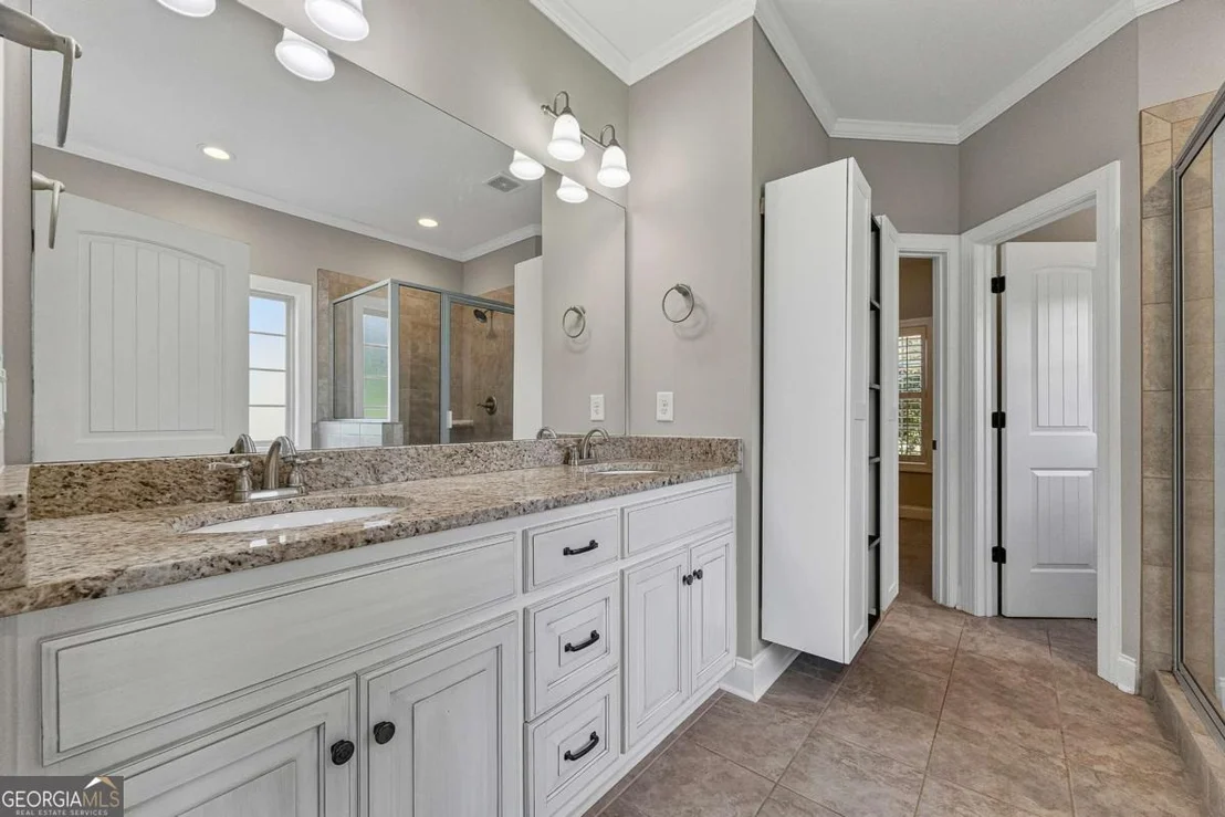 Photo of 2165 Harperfield Drive