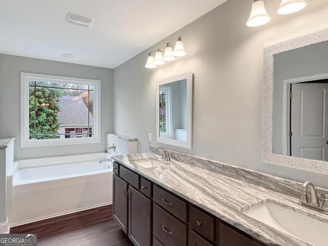 Photo of 119 Enclave Boulevard