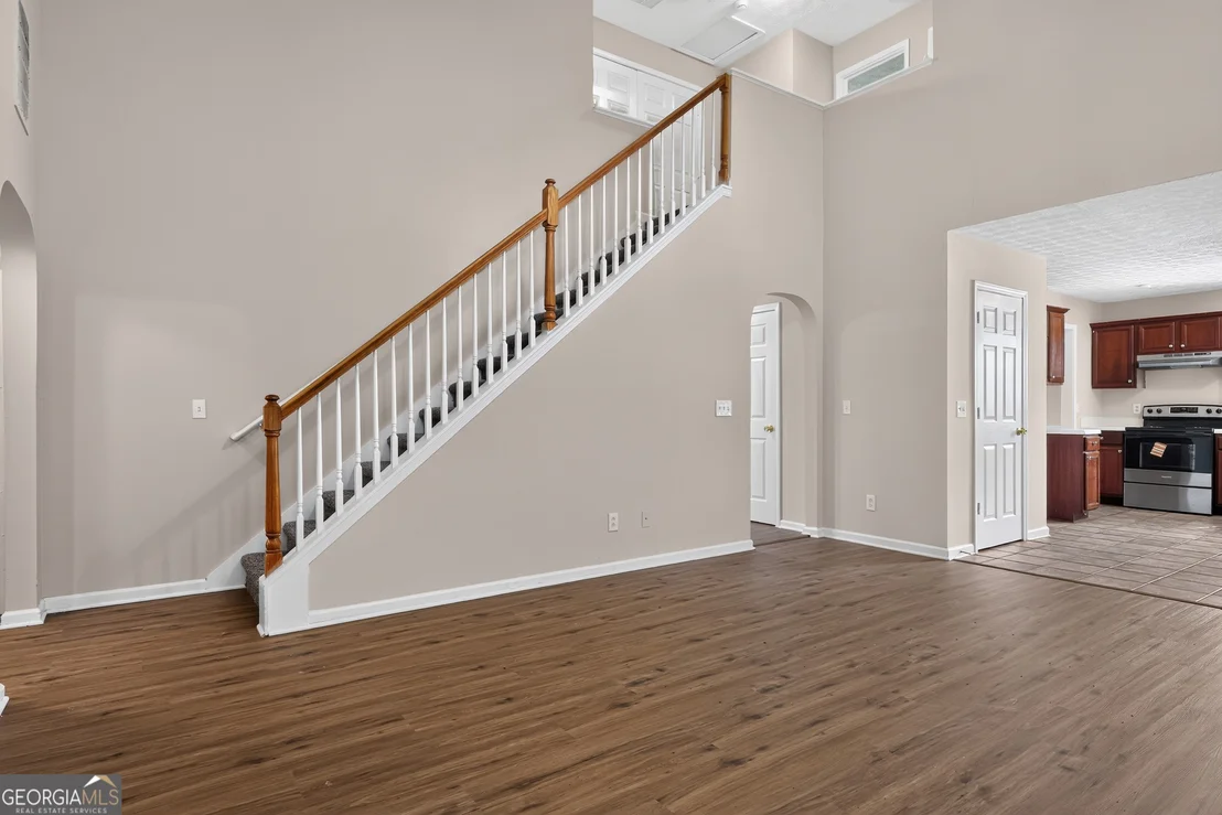 Photo of 2122 Silva Way