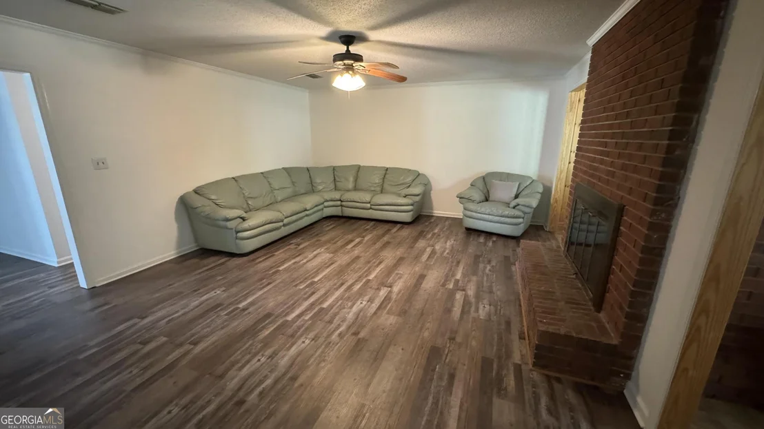 Photo of 355 Summerhill Road