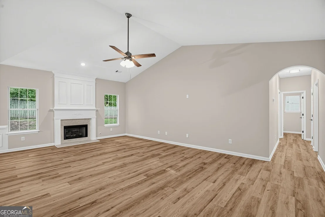 Photo of 433 Concord Circle