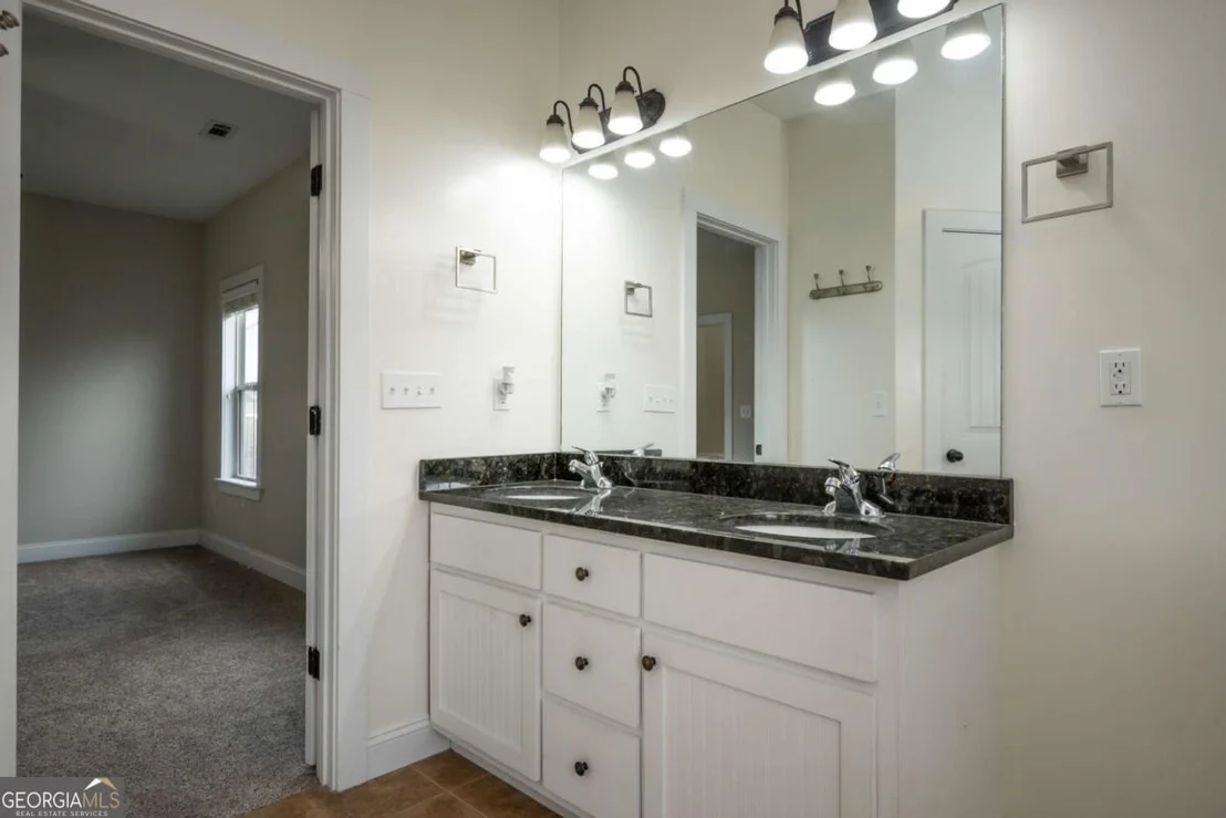 Photo of 52 Willow Oak Circle