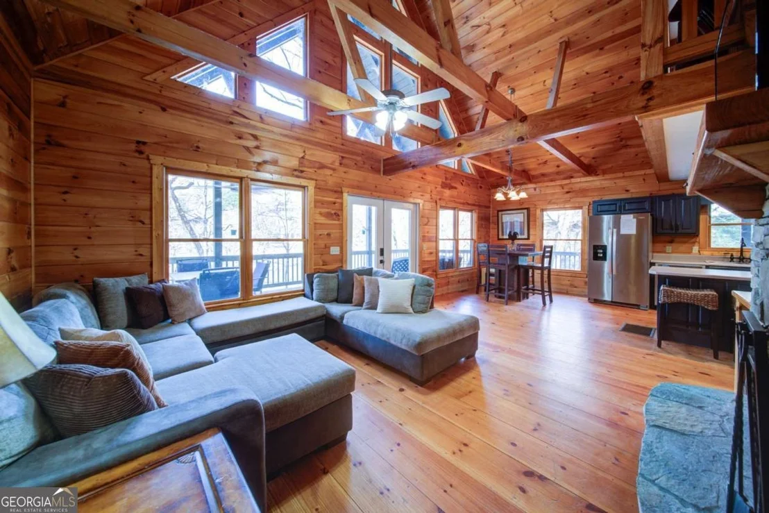 Photo of 265 Echo Lane
