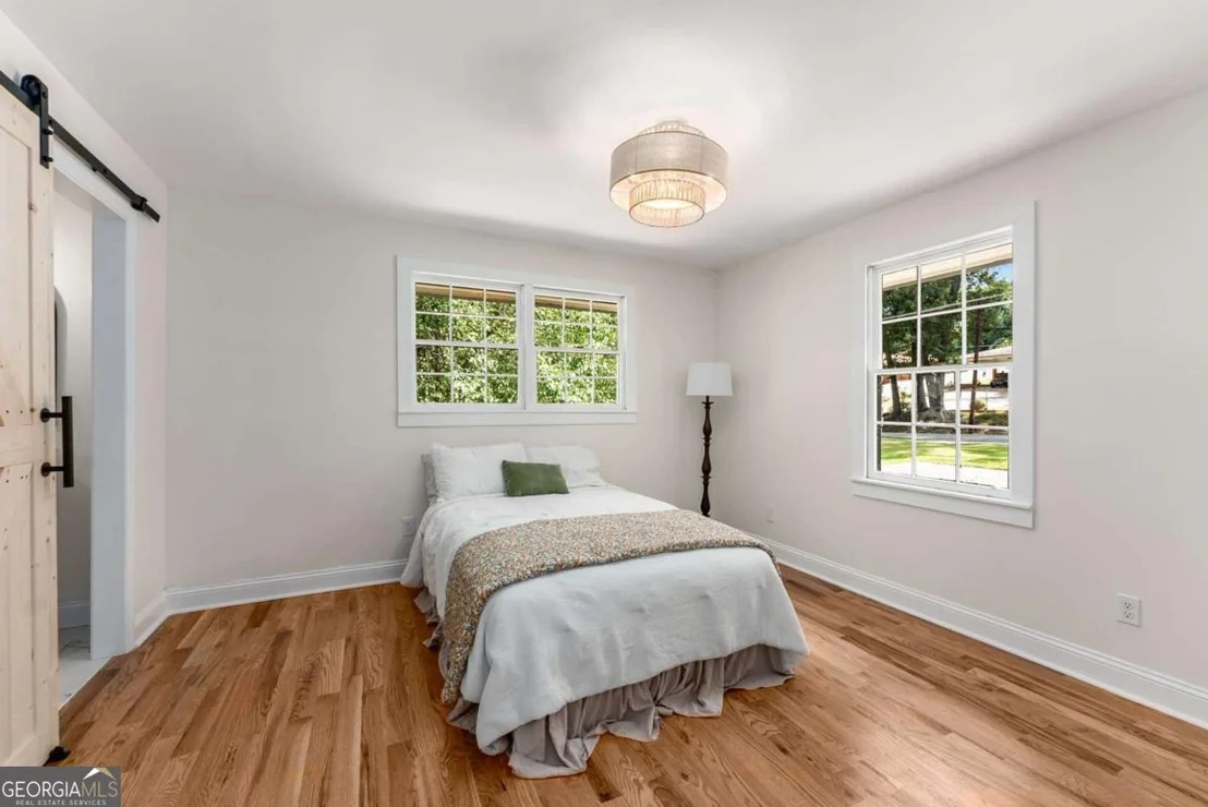 Photo of 57 Hillcrest Drive SE