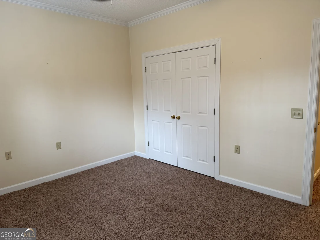 Photo of 102 Oak Circle
