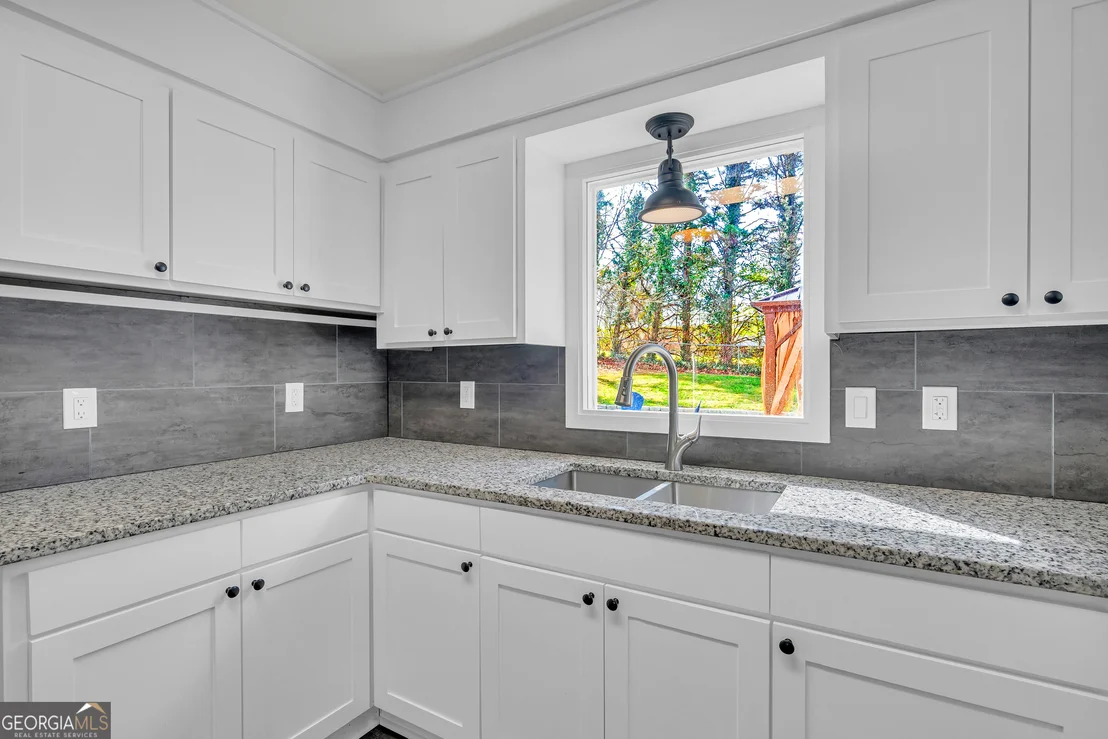 Photo of 156 White Pine Road