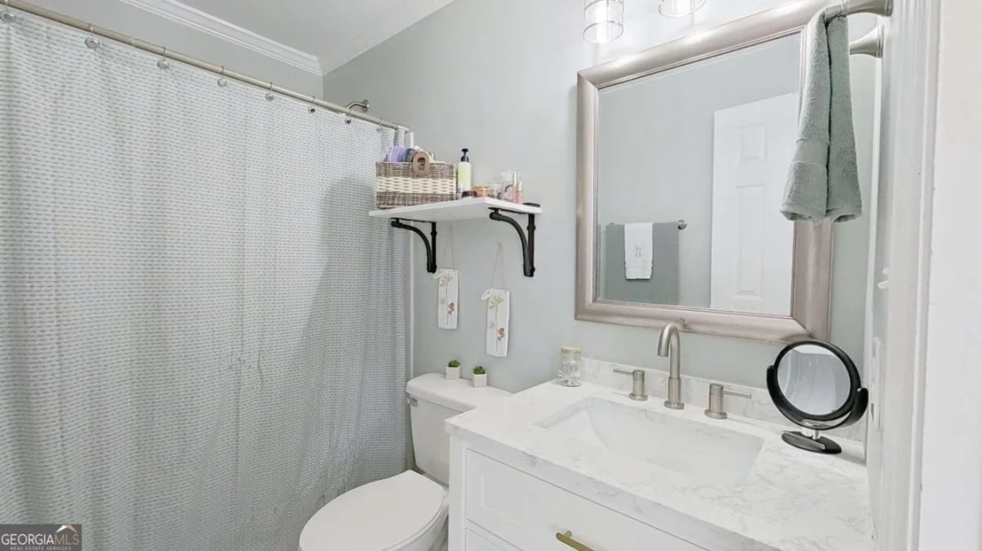 Photo of 1014 Robin Drive