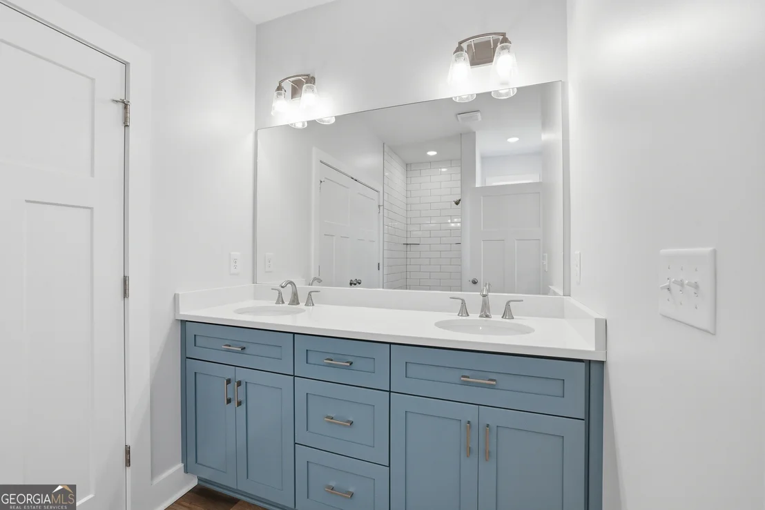 Photo of 139 Saluda Drive