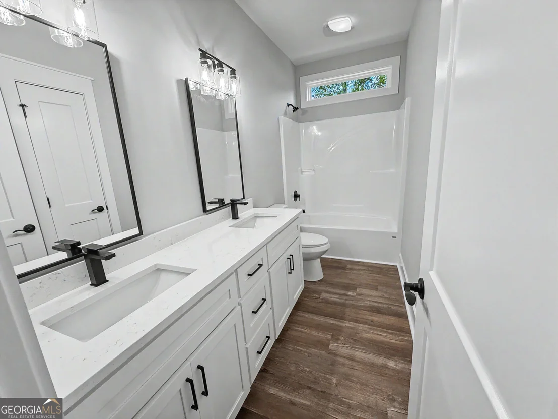 Photo of 1129 Mulberry Place
