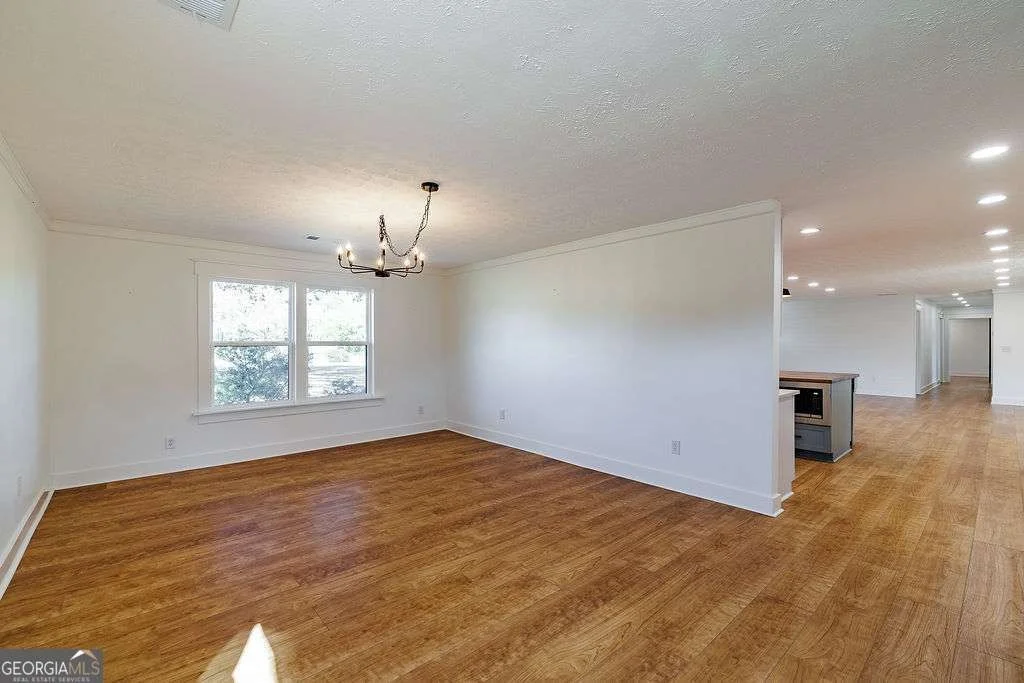 Photo of 1410 Old Bishop Road