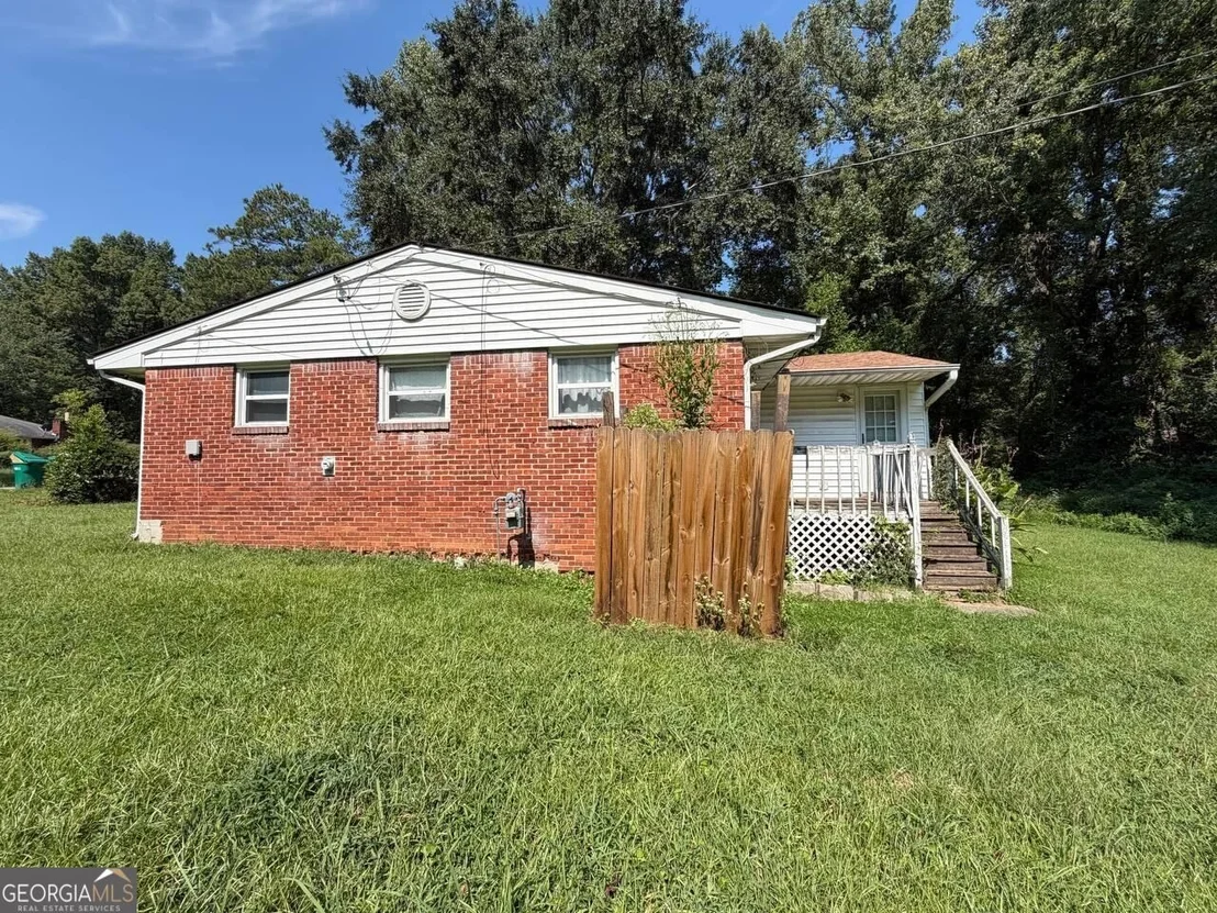 Photo of 7344 Howard Circle