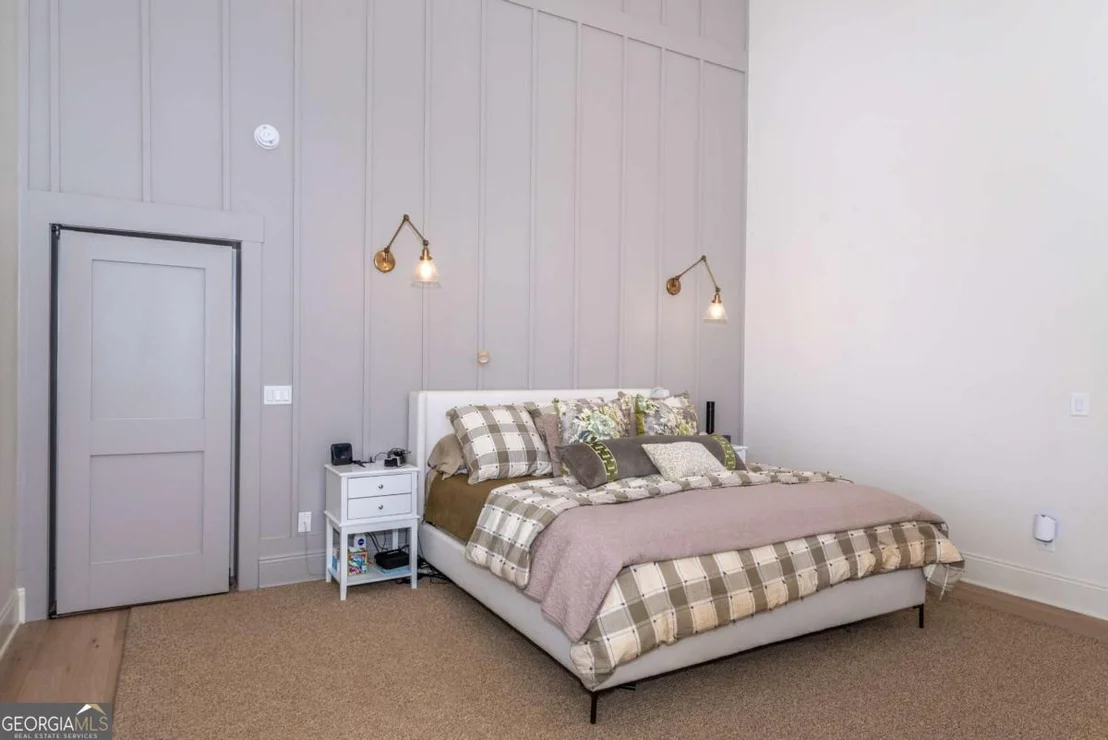 Photo of 228 Grey Squirrel Point