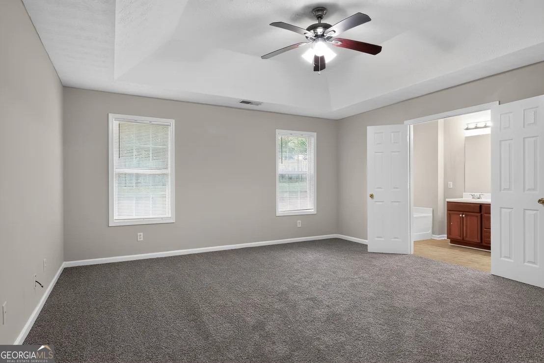 Photo of 2122 Silva Way