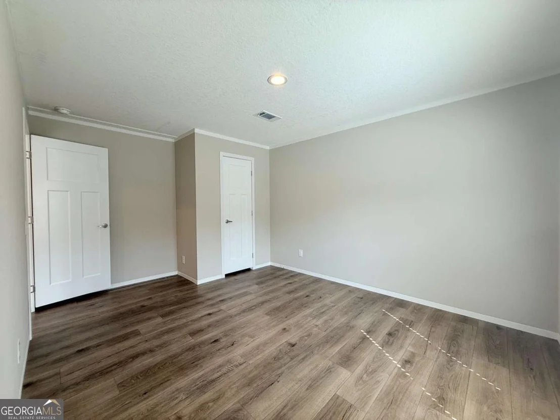 Photo of 5240 Owens Road