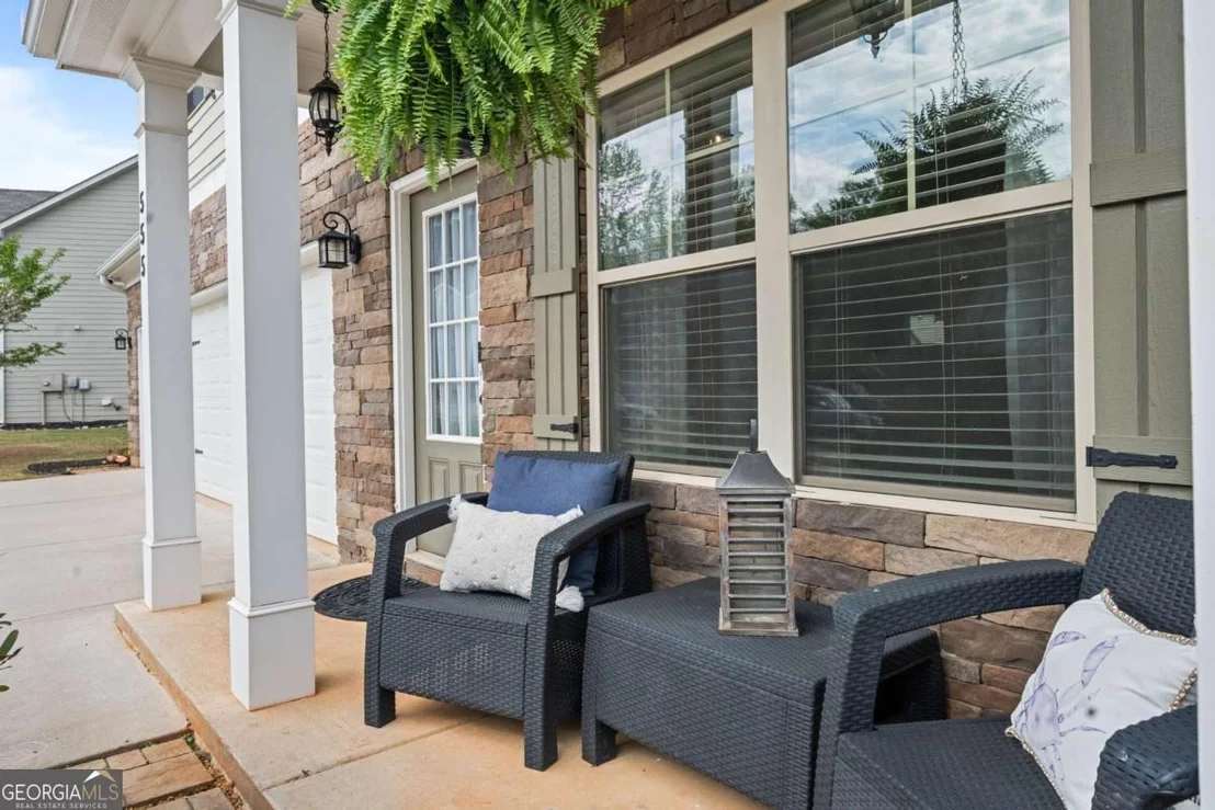 Photo of 555 Evergreen Way