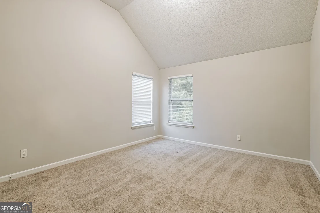 Photo of 924 Ambeau Circle