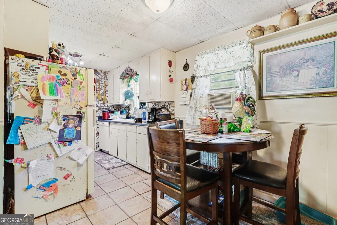Photo of 204 Adams Circle SE