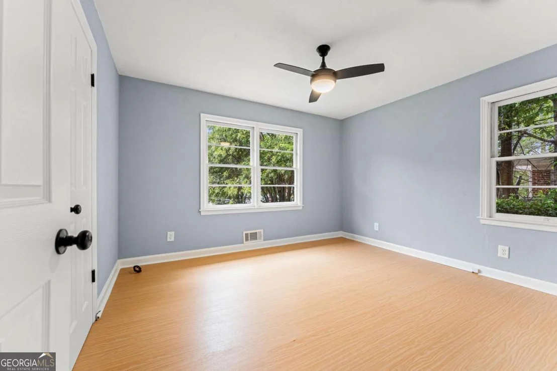 Photo of 140 Northcrest Drive