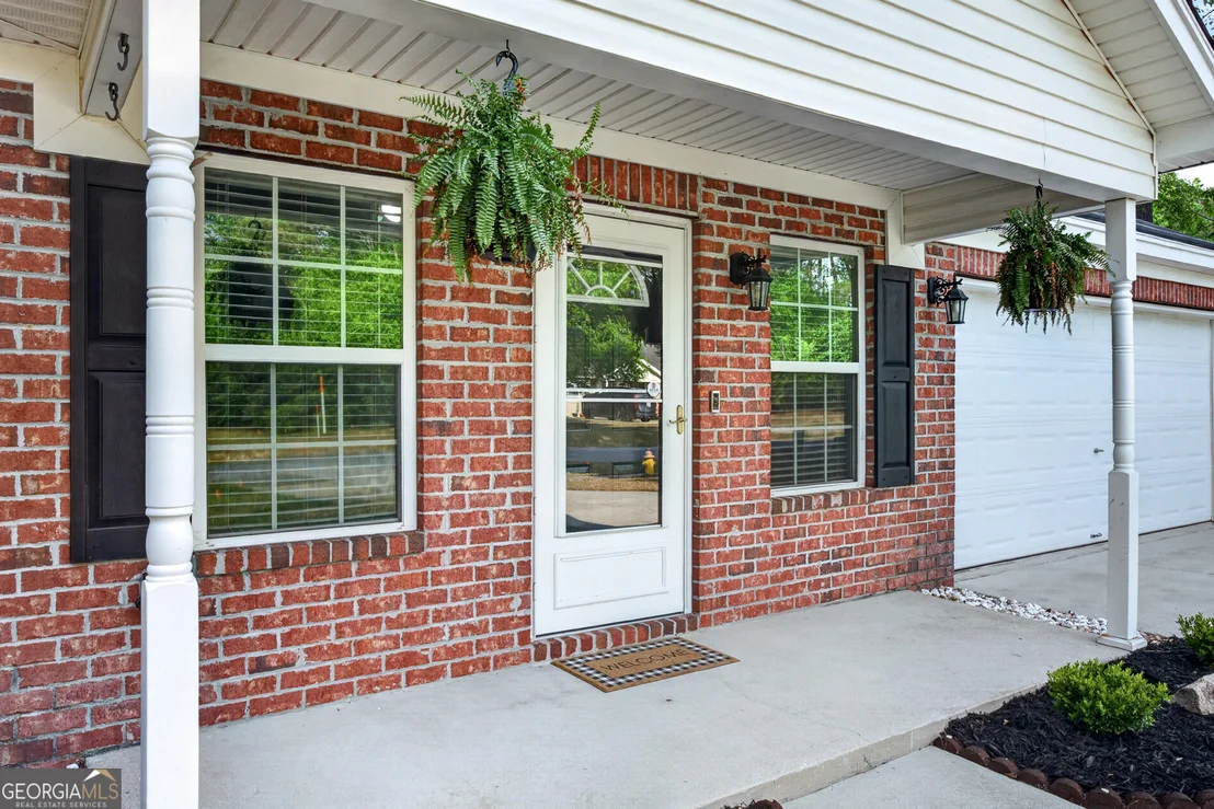 Photo of 410 Shadowbrook Circle