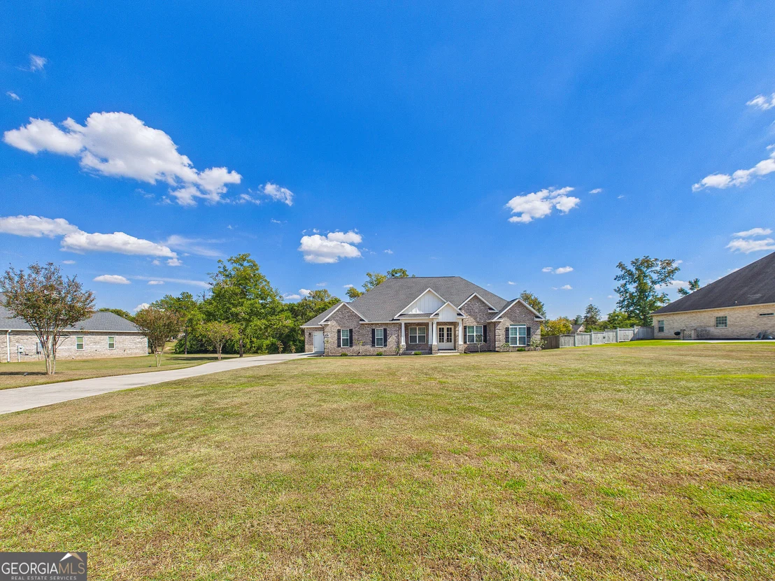 Photo of 207 Yale Circle