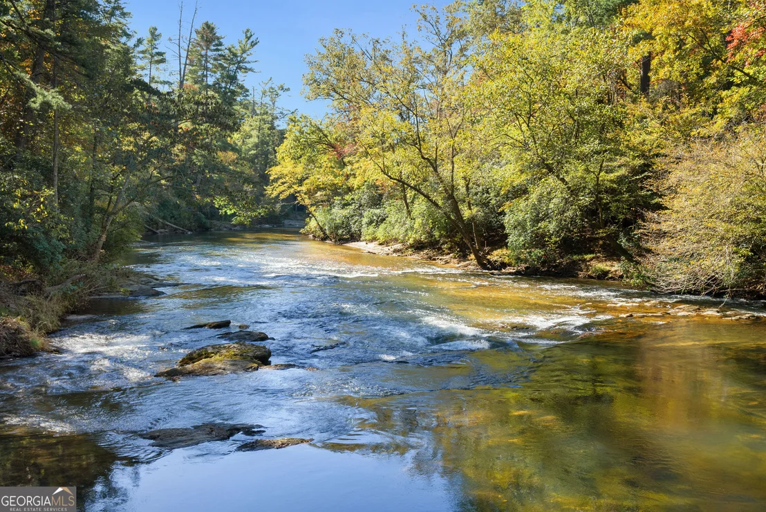 Photo of 505 River Ridge Road