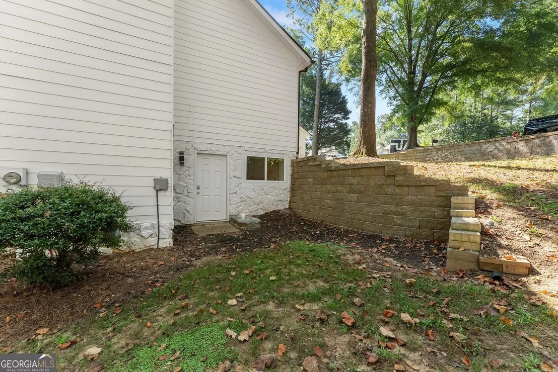 Photo of 3040 Roxburgh Drive